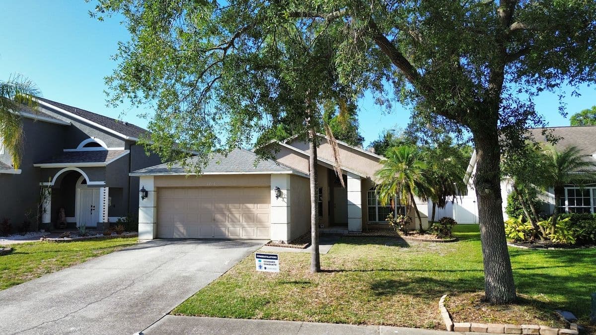 Emergency Roof Repair & Tarping by Advanced Exteriors in Baton Rouge LA